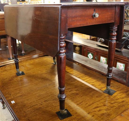 Mahogany Pembroke table